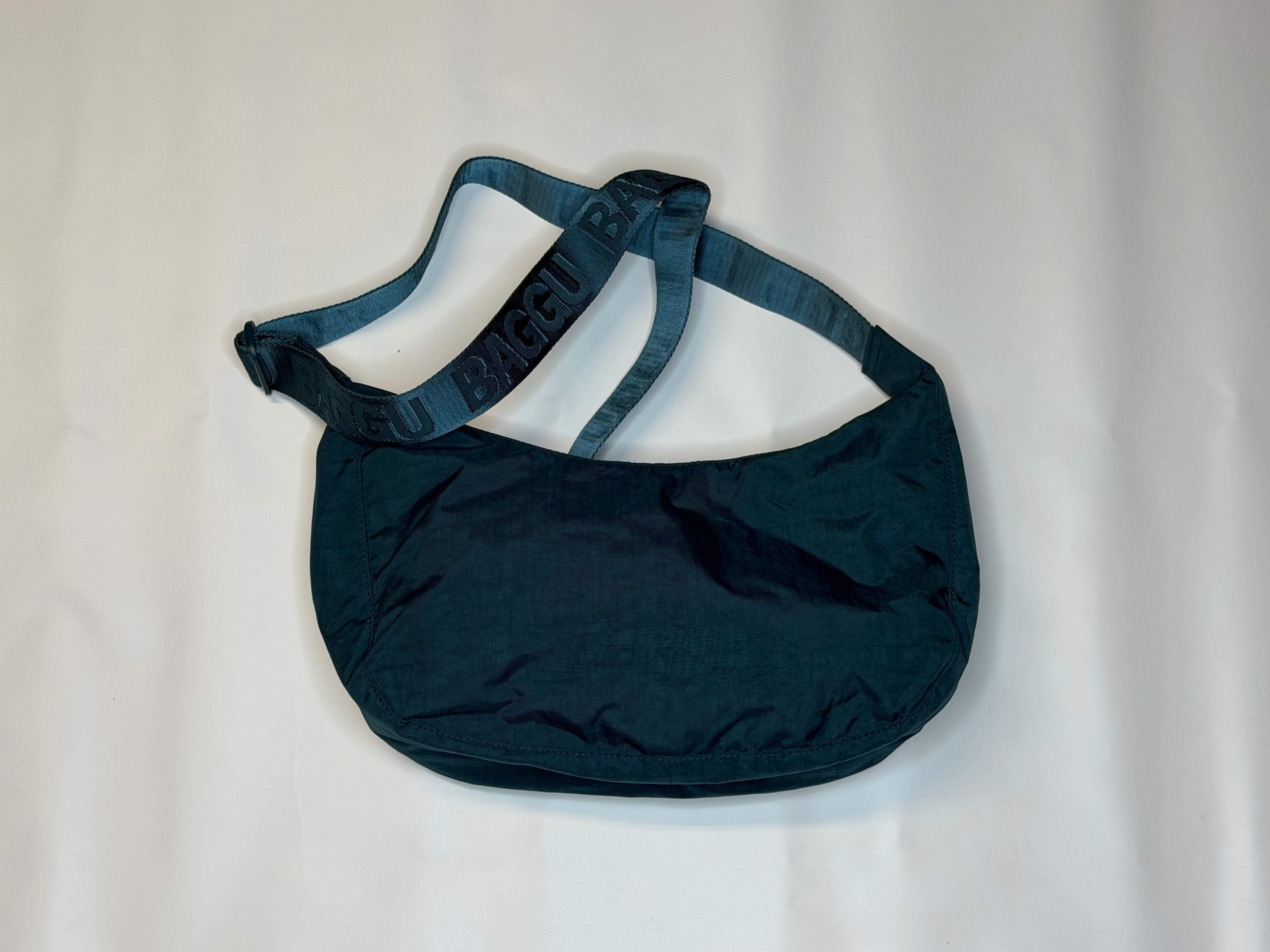 Baggu-Medium Nylon Crossbody Bag – Boo Radley's